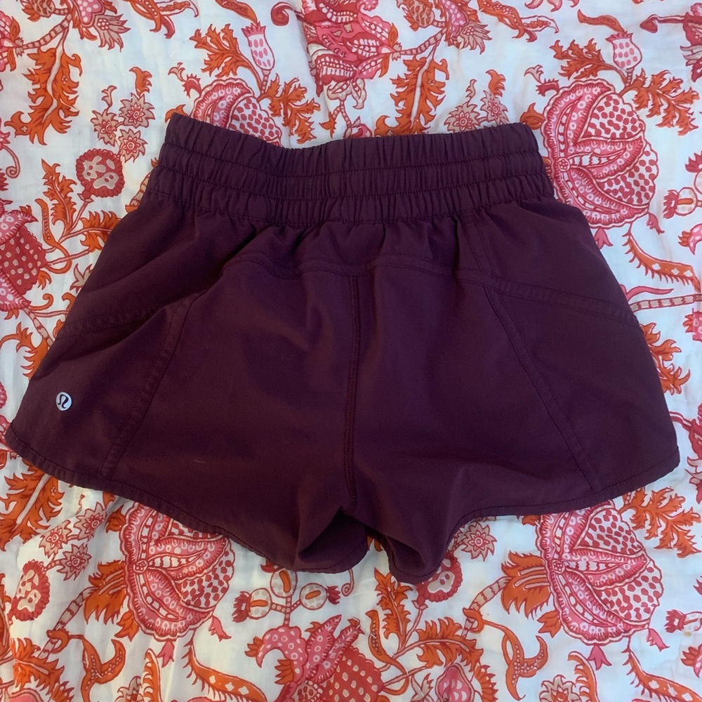 Lululemon tracker shorts size 6
